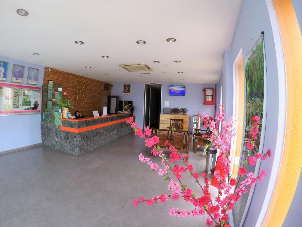 Hotel Bestari Kuala Lipis Exteriér fotografie