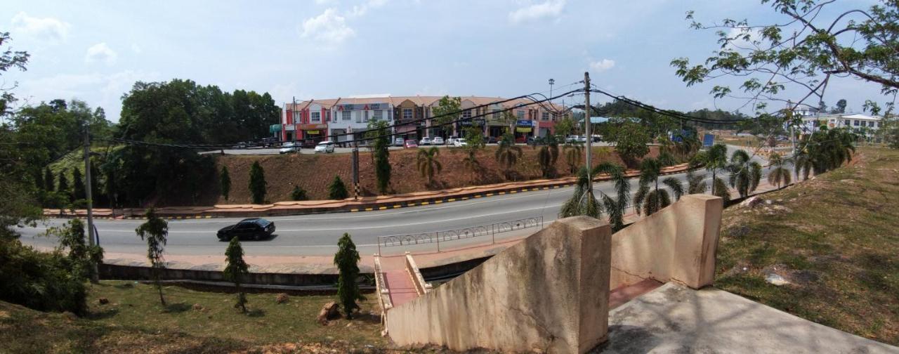 Hotel Bestari Kuala Lipis Exteriér fotografie